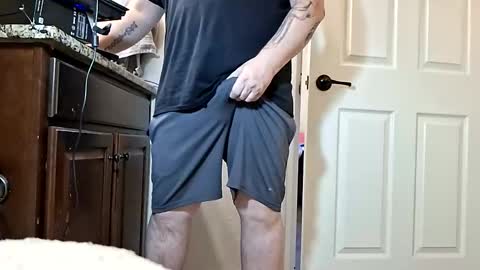 hoodyhoo online show from March 17, 2026, 6:55 pm