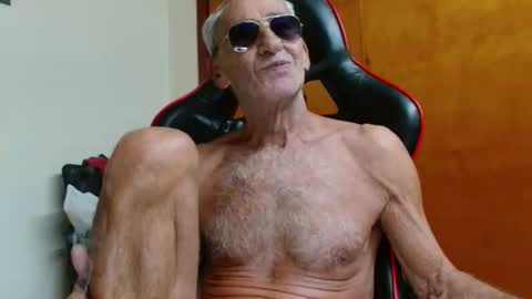 Snapshot of mjmadurengue chatting on June 14, 2026, 6:15 am Mario jose online show from June 14, 2026, 6:15 am