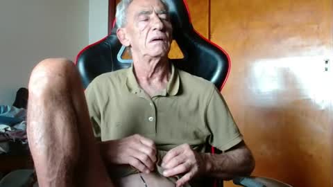 Snapshot of mjmadurengue chatting on July 12, 2026, 6:10 pm Mario jose online show from July 12, 2026, 6:10 pm