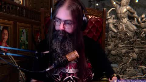 Snapshot of mjolnirinyou chatting on November 1, 2025, 7:38 pm Lois online show from November 1, 2025, 7:38 pm