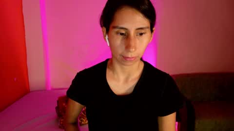 Snapshot of mli739709 chatting on January 7, 2025, 3:57 am MoonLipson online show from January 7, 2025, 3:57 am