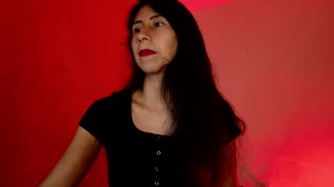 Snapshot of mli739709 chatting on January 13, 2025, 6:38 am MoonLipson online show from January 13, 2025, 6:38 am