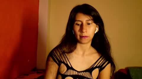 Snapshot of mli739709 chatting on February 16, 2025, 9:04 am MoonLipson online show from February 16, 2025, 9:04 am