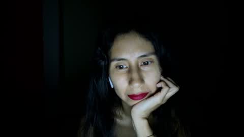 Snapshot of mli739709 chatting on February 20, 2025, 8:28 am MoonLipson online show from February 20, 2025, 8:28 am