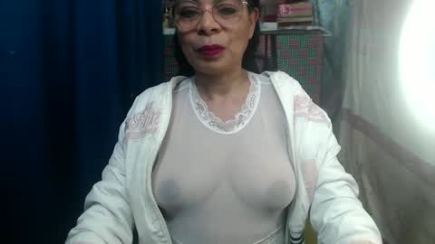 kelly online show from October 26, 2025, 8:04 pm