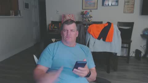 Snapshot of mmmthatsfunnn chatting on December 29, 2024, 4:48 am mmmthatsfunnn online show from December 29, 2024, 4:48 am