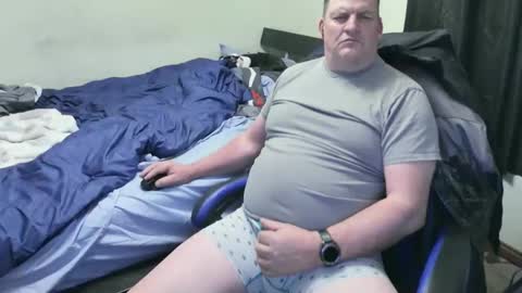 Snapshot of mmmthatsfunnn chatting on February 26, 2025, 2:37 am mmmthatsfunnn online show from February 26, 2025, 2:37 am