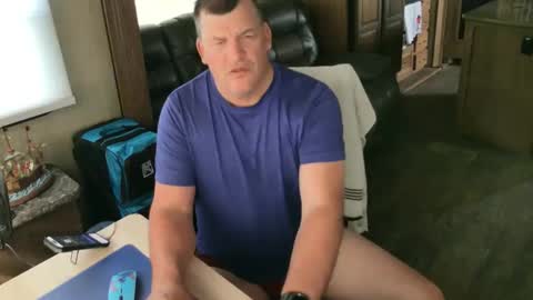 mmmthatsfunnn online show from October 4, 2025, 5:11 pm