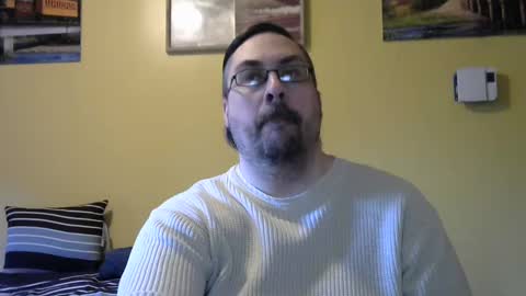 Snapshot of mmr45 chatting on January 6, 2025, 10:26 pm mmr45 online show from January 6, 2025, 10:26 pm