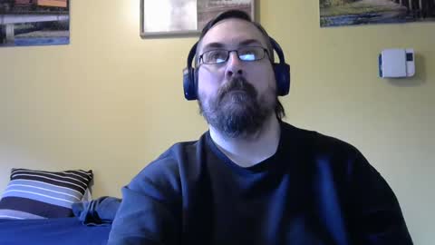 Snapshot of mmr45 chatting on February 7, 2025, 9:48 pm mmr45 online show from February 7, 2025, 9:48 pm