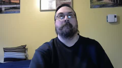 Snapshot of mmr45 chatting on February 8, 2025, 5:39 pm mmr45 online show from February 8, 2025, 5:39 pm