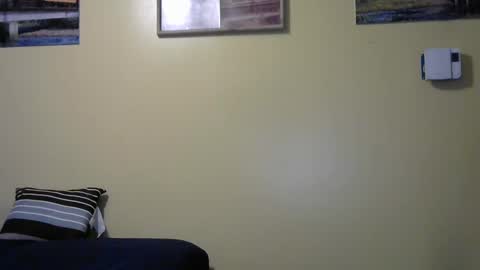 Snapshot of mmr45 chatting on February 23, 2025, 12:41 am mmr45 online show from February 23, 2025, 12:41 am