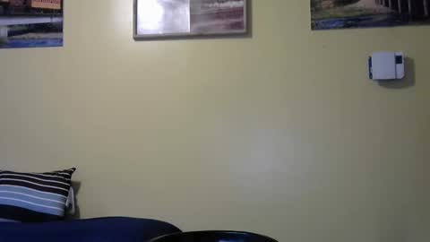 Snapshot of mmr45 chatting on February 25, 2025, 12:36 am mmr45 online show from February 25, 2025, 12:36 am