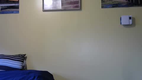 Snapshot of mmr45 chatting on February 26, 2025, 12:27 am mmr45 online show from February 26, 2025, 12:27 am