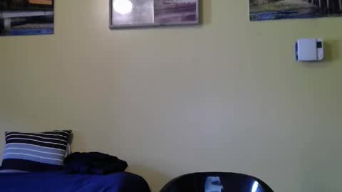 Snapshot of mmr45 chatting on March 1, 2025, 8:53 pm mmr45 online show from March 1, 2025, 8:53 pm