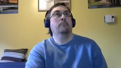 Snapshot of mmr45 chatting on March 3, 2025, 11:35 pm mmr45 online show from March 3, 2025, 11:35 pm