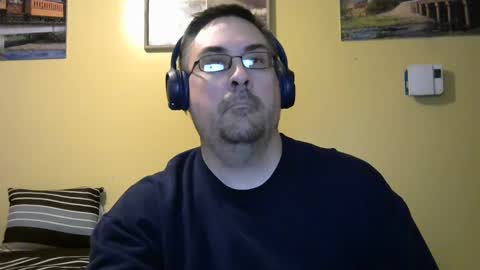 Snapshot of mmr45 chatting on October 13, 2025, 3:28 am mmr45 online show from October 13, 2025, 3:28 am