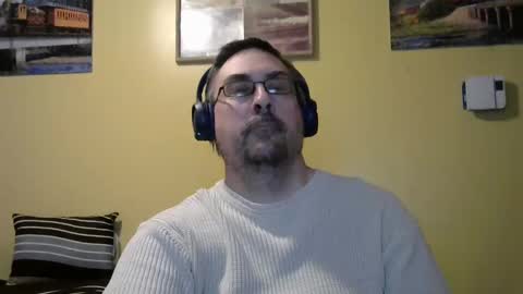 Snapshot of mmr45 chatting on October 20, 2025, 3:40 am mmr45 online show from October 20, 2025, 3:40 am