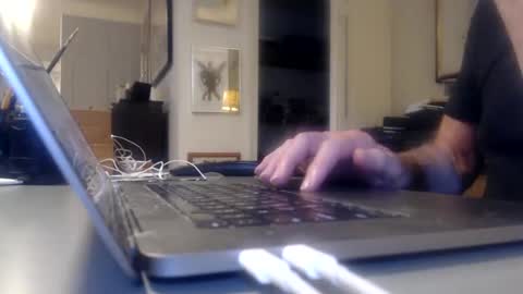 mmythmaker online show from October 14, 2025, 6:31 pm