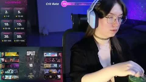 to support follow the fanclub online show from October 3, 2025, 10:07 pm