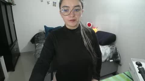 Snapshot of mocca_117 chatting on September 18, 2025, 11:01 am Sam online show from September 18, 2025, 11:01 am