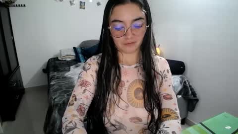 Snapshot of mocca_117 chatting on September 30, 2025, 1:05 pm Sam online show from September 30, 2025, 1:05 pm