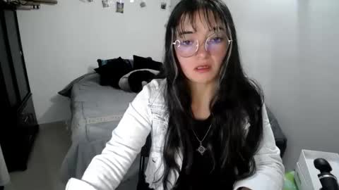 Snapshot of mocca_117 chatting on October 15, 2025, 10:26 am Sam online show from October 15, 2025, 10:26 am