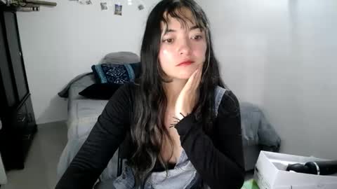 Snapshot of mocca_117 chatting on October 22, 2025, 10:48 am Sam online show from October 22, 2025, 10:48 am