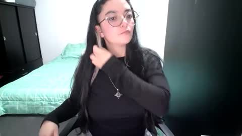 Snapshot of mocca_117 chatting on January 17, 2026, 2:38 am Sam online show from January 17, 2026, 2:38 am