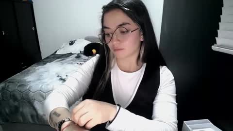 Snapshot of mocca_117 chatting on February 3, 2026, 12:53 am Sam online show from February 3, 2026, 12:53 am