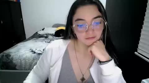 Snapshot of mocca_117 chatting on February 6, 2026, 1:43 am Sam online show from February 6, 2026, 1:43 am