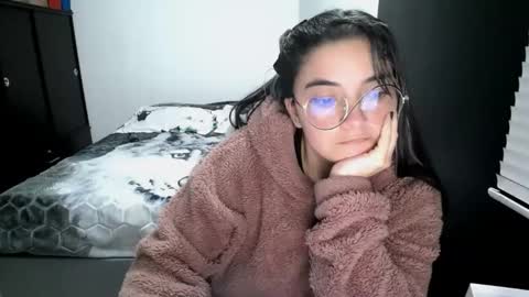 Snapshot of mocca_117 chatting on February 7, 2026, 3:43 am Sam online show from February 7, 2026, 3:43 am