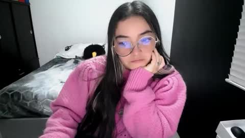 Snapshot of mocca_117 chatting on February 9, 2026, 10:52 am Sam online show from February 9, 2026, 10:52 am