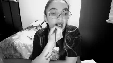 Snapshot of mocca_117 chatting on February 16, 2026, 2:18 am Sam online show from February 16, 2026, 2:18 am