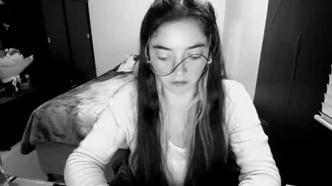 Snapshot of mocca_117 chatting on February 19, 2026, 1:12 am Sam online show from February 19, 2026, 1:12 am