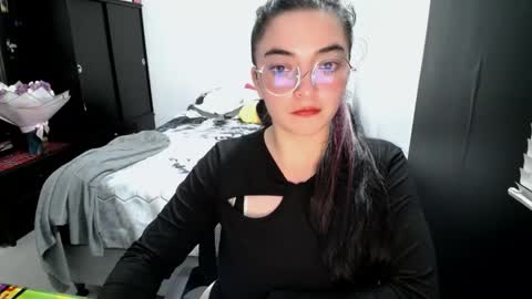 Snapshot of mocca_117 chatting on February 20, 2026, 1:35 am Sam online show from February 20, 2026, 1:35 am