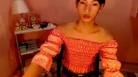 Snapshot of mocha_locca chatting on January 1, 2025, 7:32 pm Mocha Locca online show from January 1, 2025, 7:32 pm
