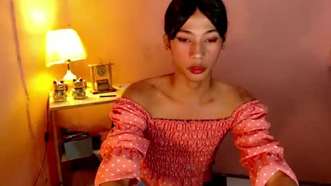 Snapshot of mocha_locca chatting on January 4, 2025, 1:21 pm Mocha Locca online show from January 4, 2025, 1:21 pm