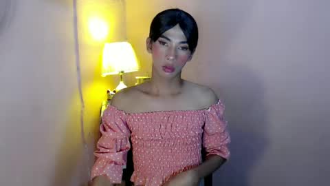 Snapshot of mocha_locca chatting on January 7, 2025, 6:35 pm Mocha Locca online show from January 7, 2025, 6:35 pm