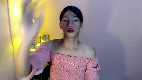 Snapshot of mocha_locca chatting on January 11, 2025, 5:18 pm Mocha Locca online show from January 11, 2025, 5:18 pm