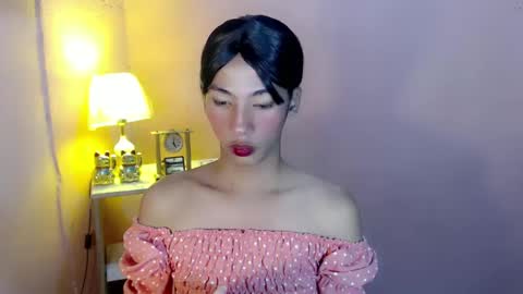 Snapshot of mocha_locca chatting on January 13, 2025, 6:59 pm Mocha Locca online show from January 13, 2025, 6:59 pm