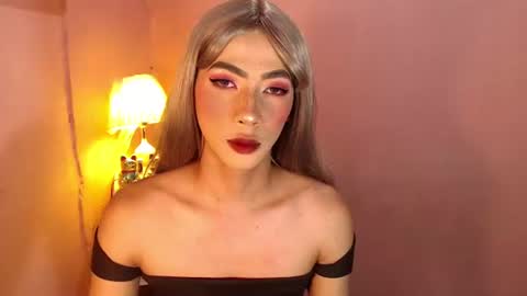 Snapshot of mocha_locca chatting on January 20, 2025, 1:00 pm Mocha Locca online show from January 20, 2025, 1:00 pm