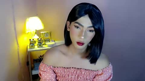 Snapshot of mocha_locca chatting on January 22, 2025, 4:02 pm Mocha Locca online show from January 22, 2025, 4:02 pm