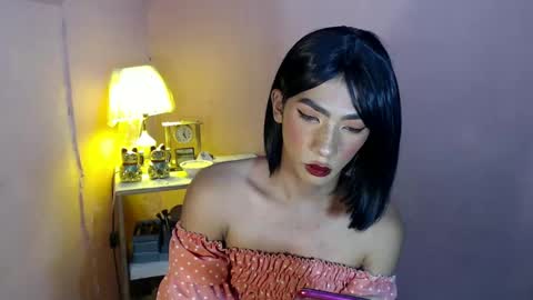 Snapshot of mocha_locca chatting on January 22, 2025, 10:05 pm Mocha Locca online show from January 22, 2025, 10:05 pm