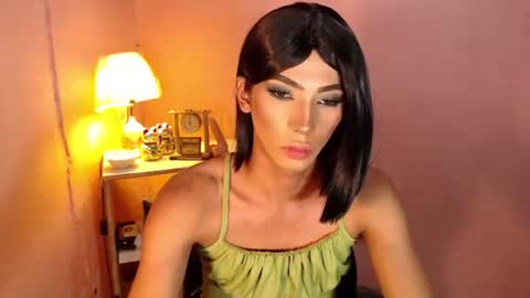 Snapshot of mocha_locca chatting on January 24, 2025, 7:49 pm Mocha Locca online show from January 24, 2025, 7:49 pm