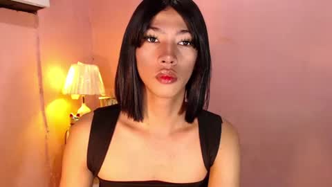 Snapshot of mocha_locca chatting on February 12, 2025, 12:33 pm Mocha Locca online show from February 12, 2025, 12:33 pm
