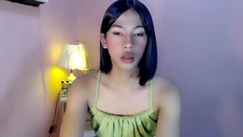 Snapshot of mocha_locca chatting on February 15, 2025, 12:01 pm Mocha Locca online show from February 15, 2025, 12:01 pm