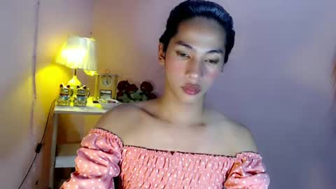 Snapshot of mocha_locca chatting on February 26, 2025, 5:07 pm Mocha Locca online show from February 26, 2025, 5:07 pm