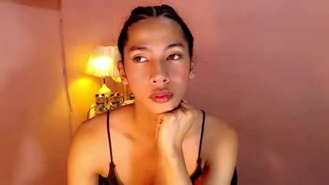 Snapshot of mocha_locca chatting on February 27, 2025, 7:15 pm Mocha Locca online show from February 27, 2025, 7:15 pm