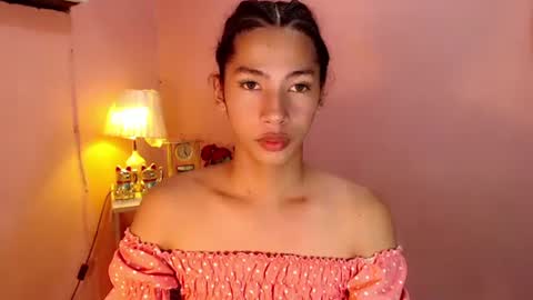 Snapshot of mocha_locca chatting on February 28, 2025, 2:53 pm Mocha Locca online show from February 28, 2025, 2:53 pm